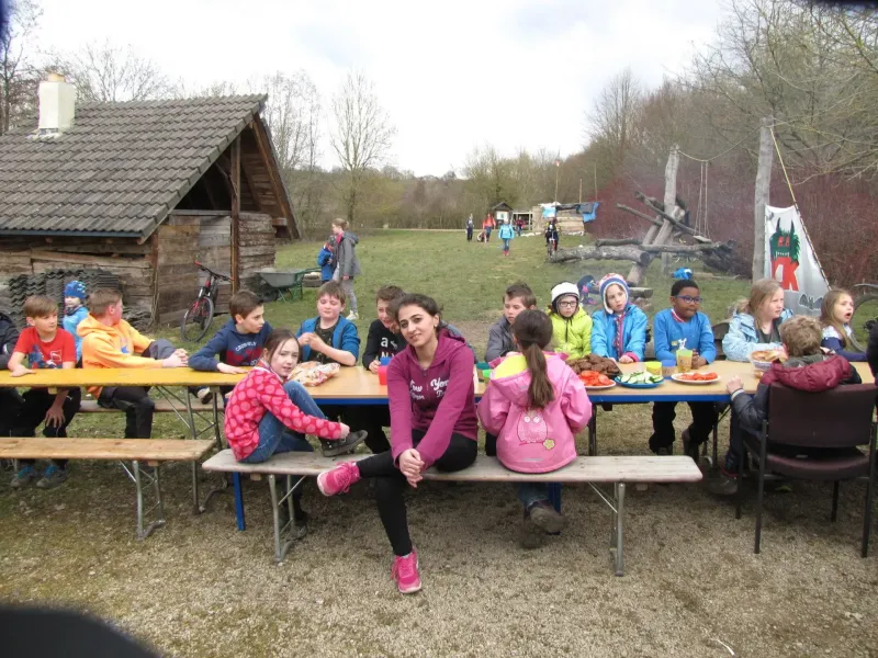 Kerpener Jugend beim Brauchtum